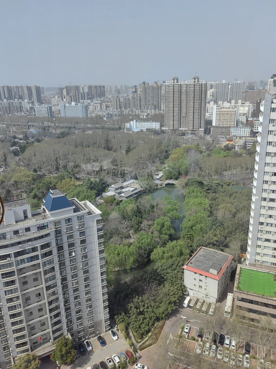 郑州包容度最高的商场，丹尼斯大卫城