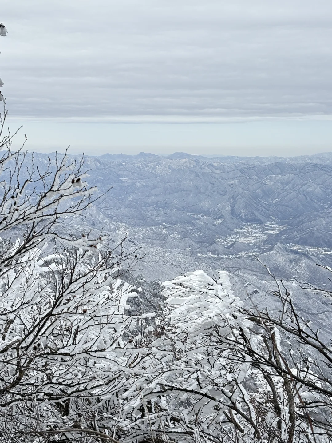 银装素裹的老君山！！