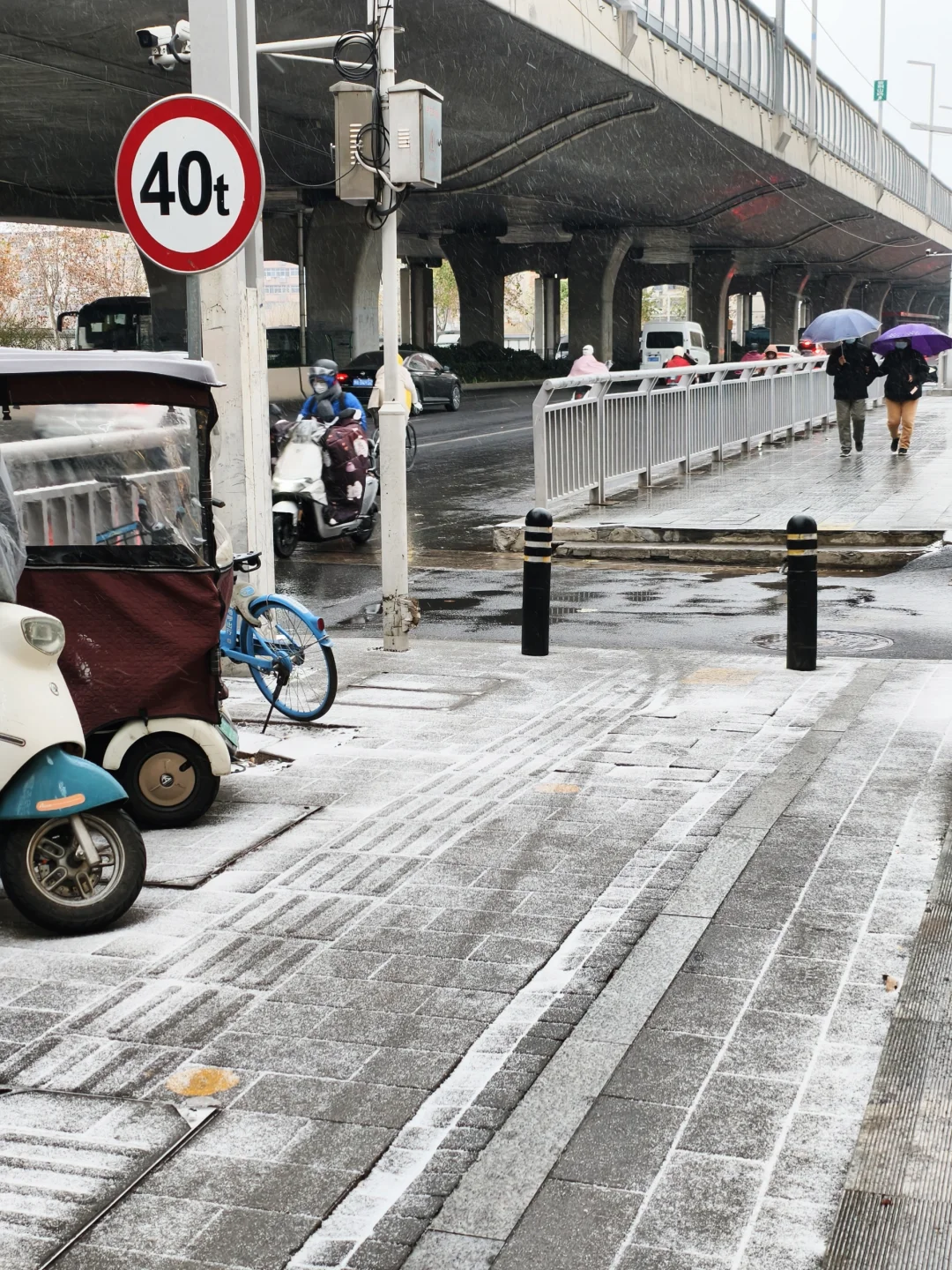 郑州终于迎来了初雪❄️(◕‿◕✿)
