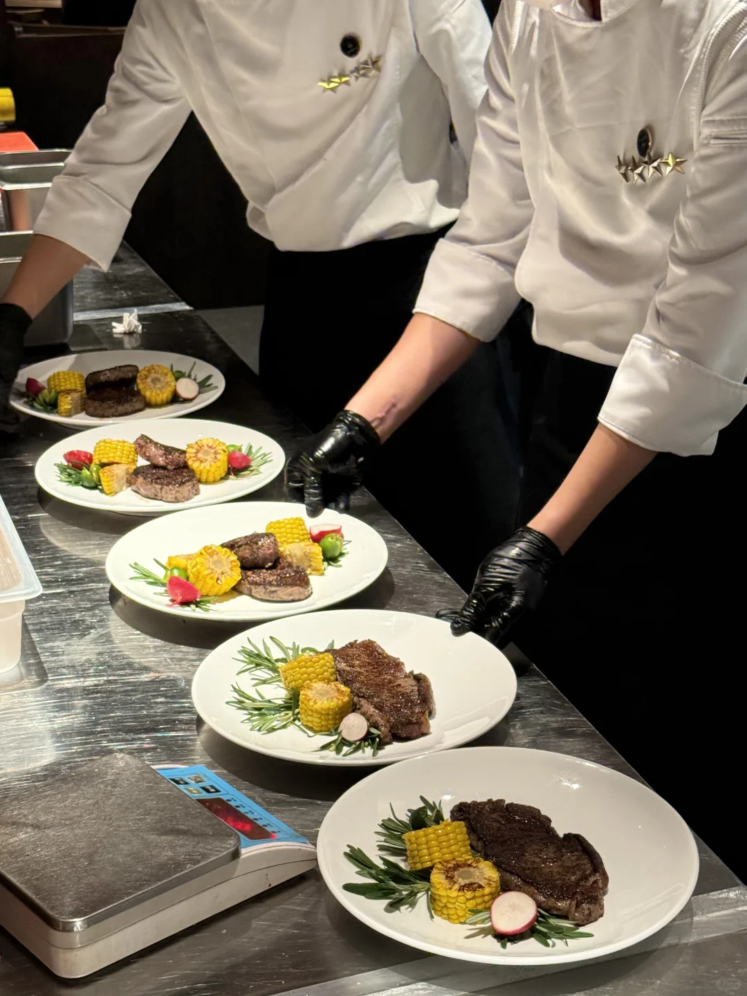 郑州记住这个爷爷！！！！！