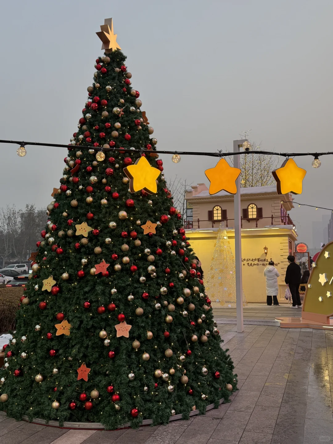 12.19实况！！！正弘城星愿小镇飘雪啦❄️！！！！！！