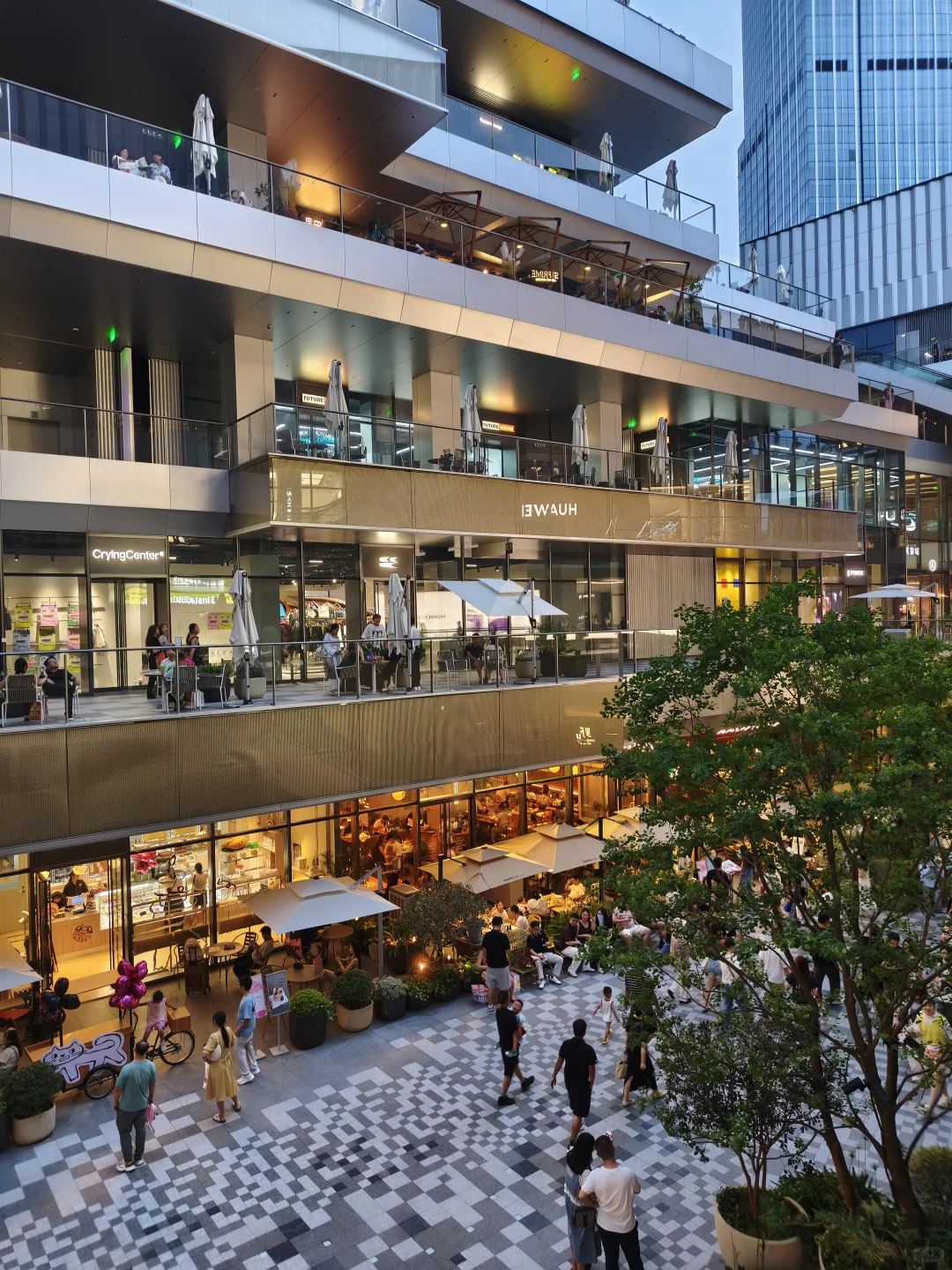 开业半年，郑东万象城给我们带来多少惊喜？