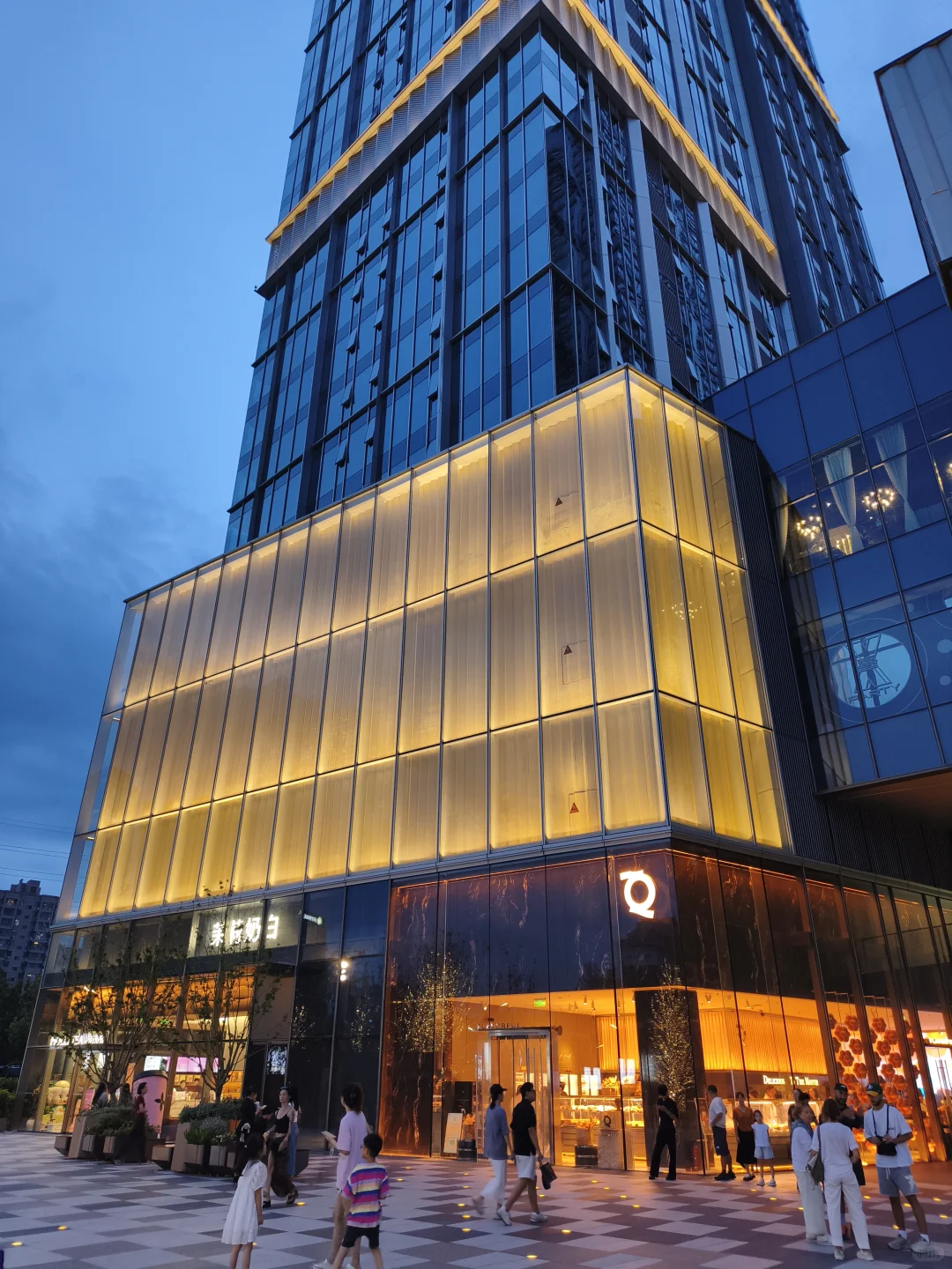 开业半年，郑东万象城给我们带来多少惊喜？