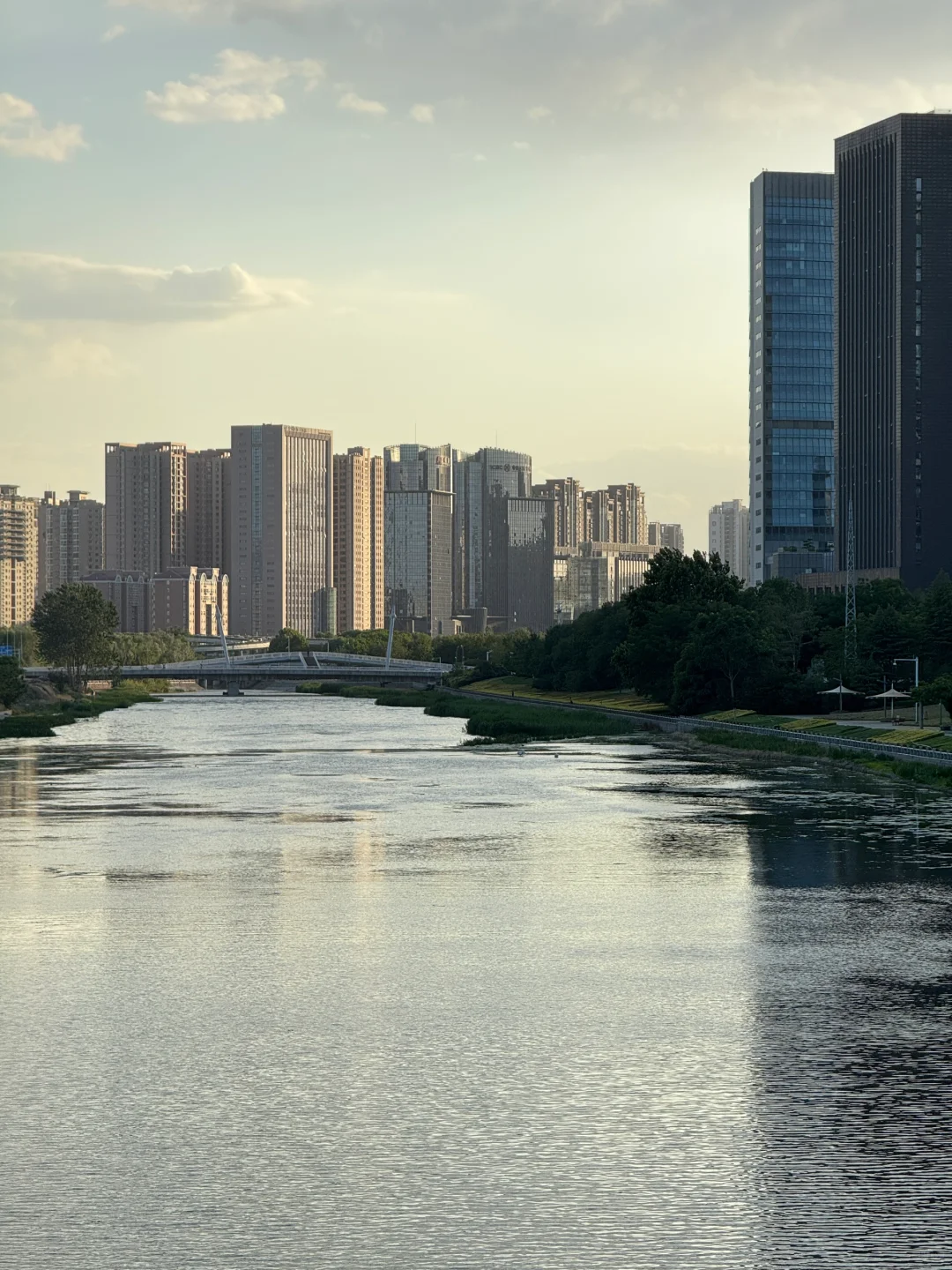 郑州不愧是北方第一省会，城市环境太治愈了！