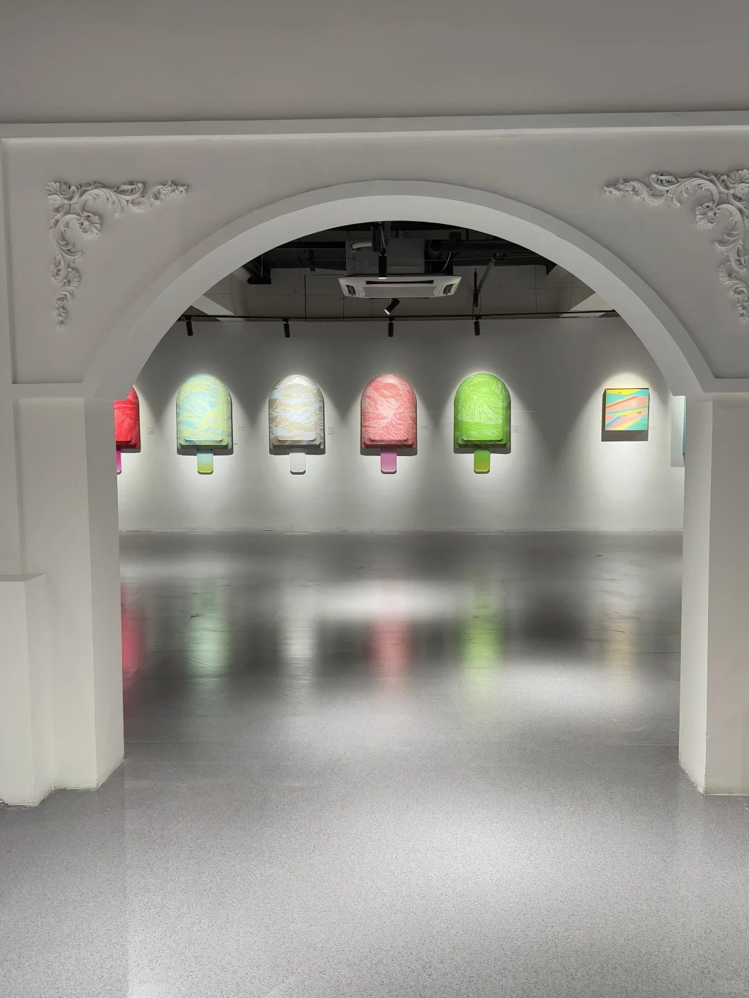 南宁新展???就在市中心！人少！！