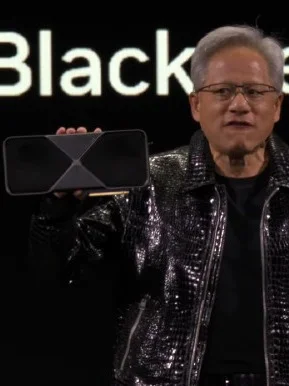 英伟达推出50系显卡 官方:5070和4090相当