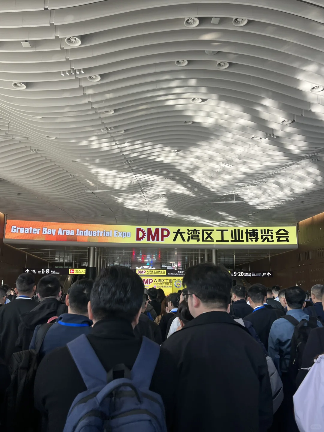 体验100个兼职之展会协助