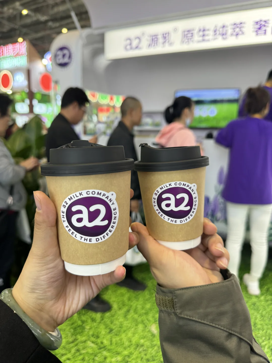 不要把进博会薅的羊毛放朋友圈