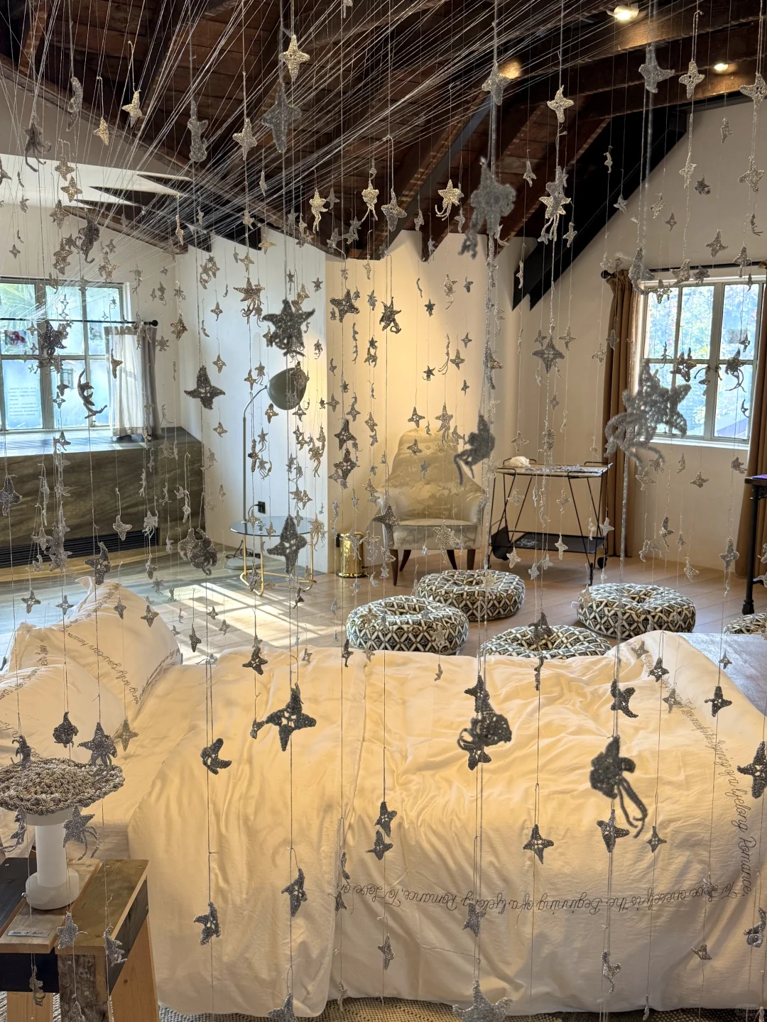 上海免费新展！被浪漫星空包围下……✨✨