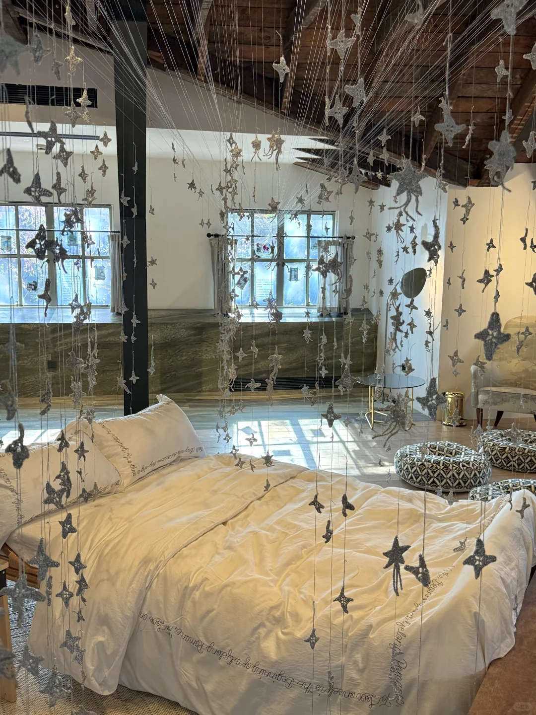 上海免费新展！被浪漫星空包围下……✨✨