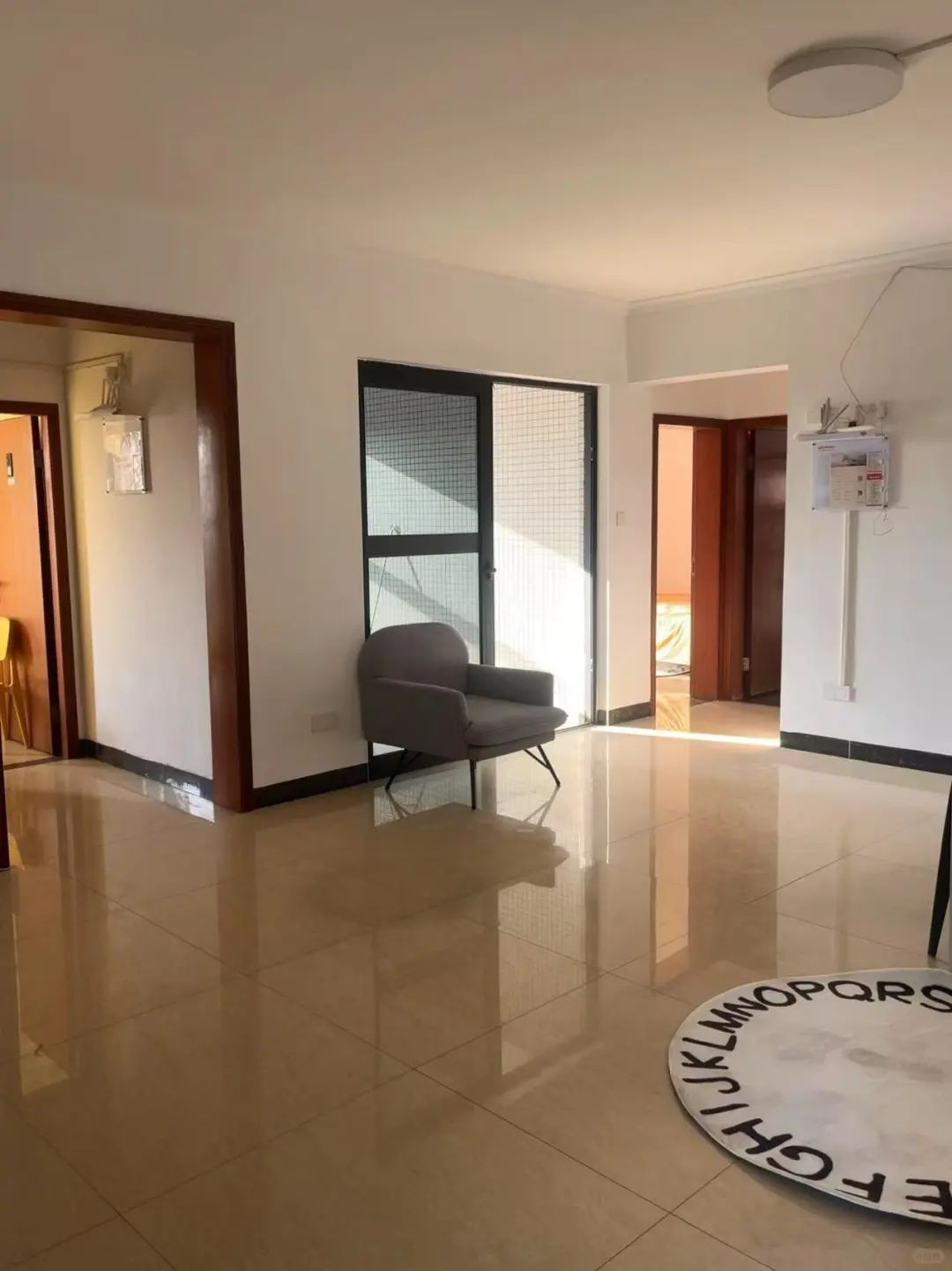 海珠万胜围转租阳光飘窗房