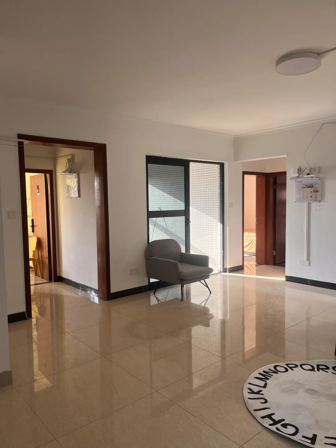 海珠万胜围合租转租温馨小房间