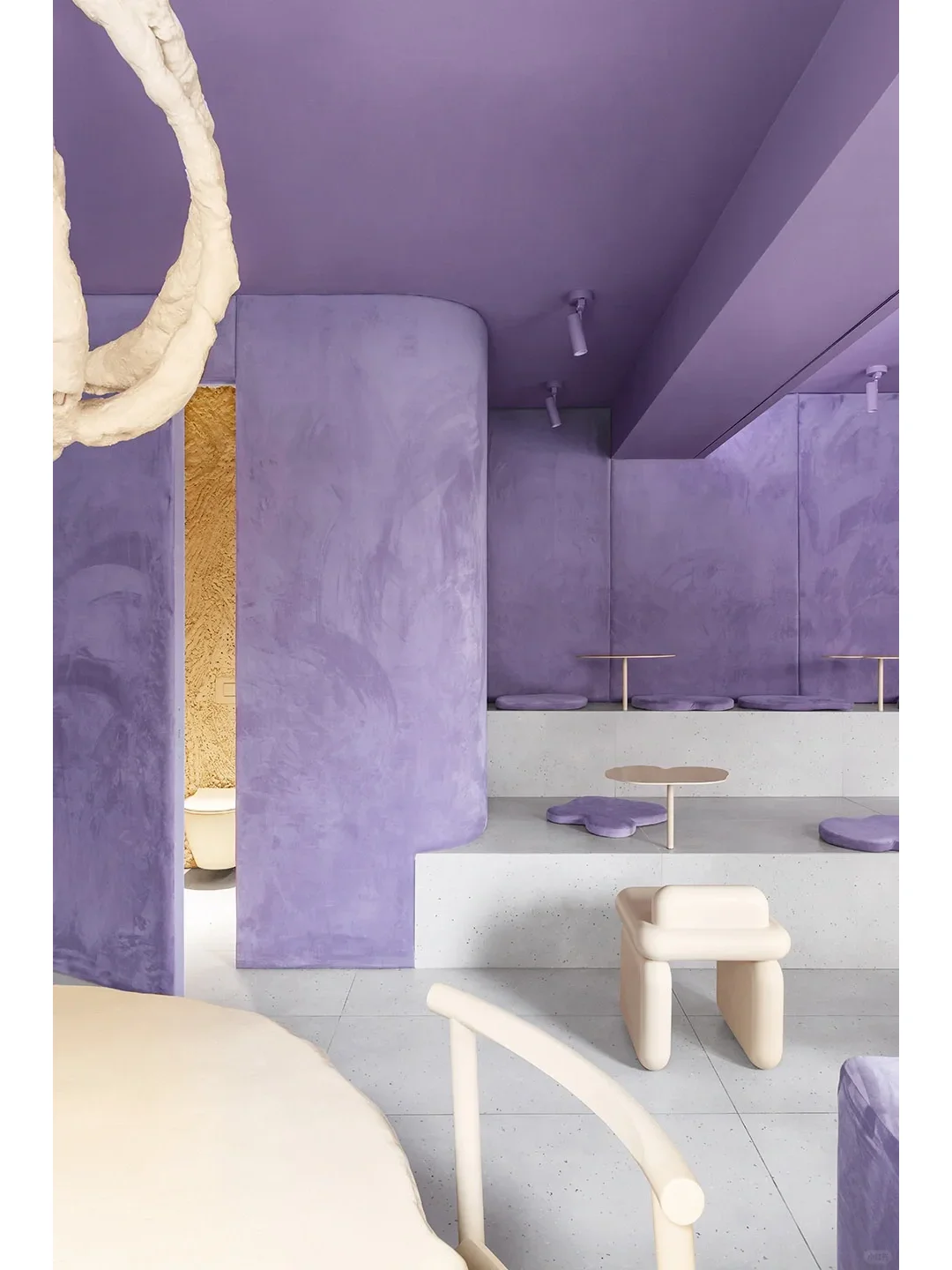 这个墙面是什么材料