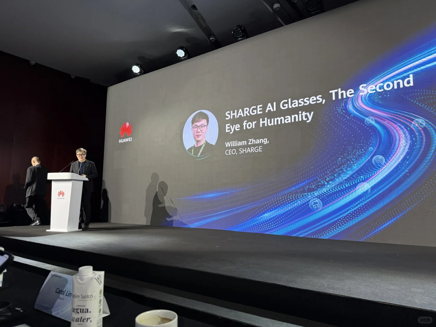 华为真是MWC 巴塞罗那 的王