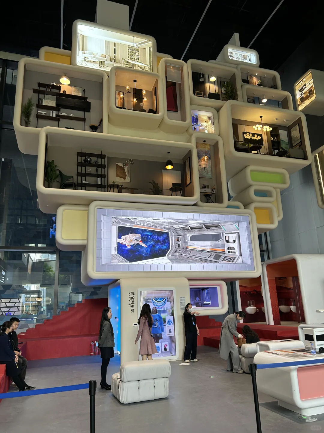 VR沉浸体验?一起超时空旅行