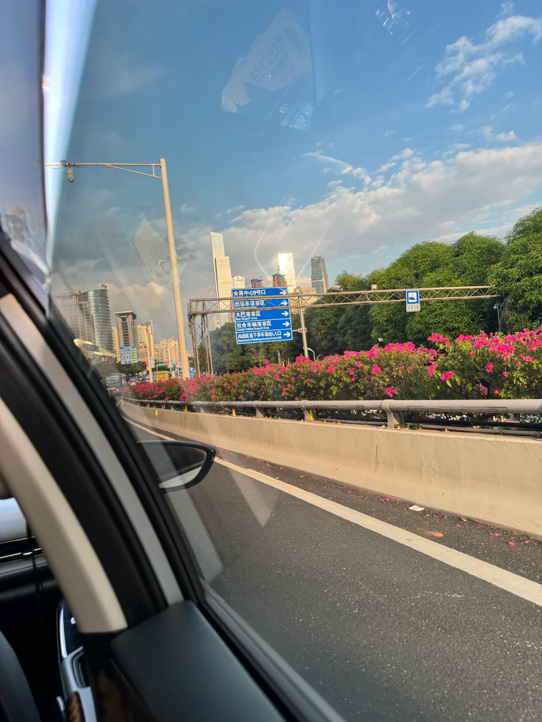 在CAEXPO蹭吃蹭喝的一天