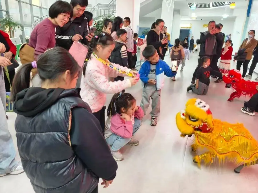 食品展，机械展引流，武汉机器狗表演引流