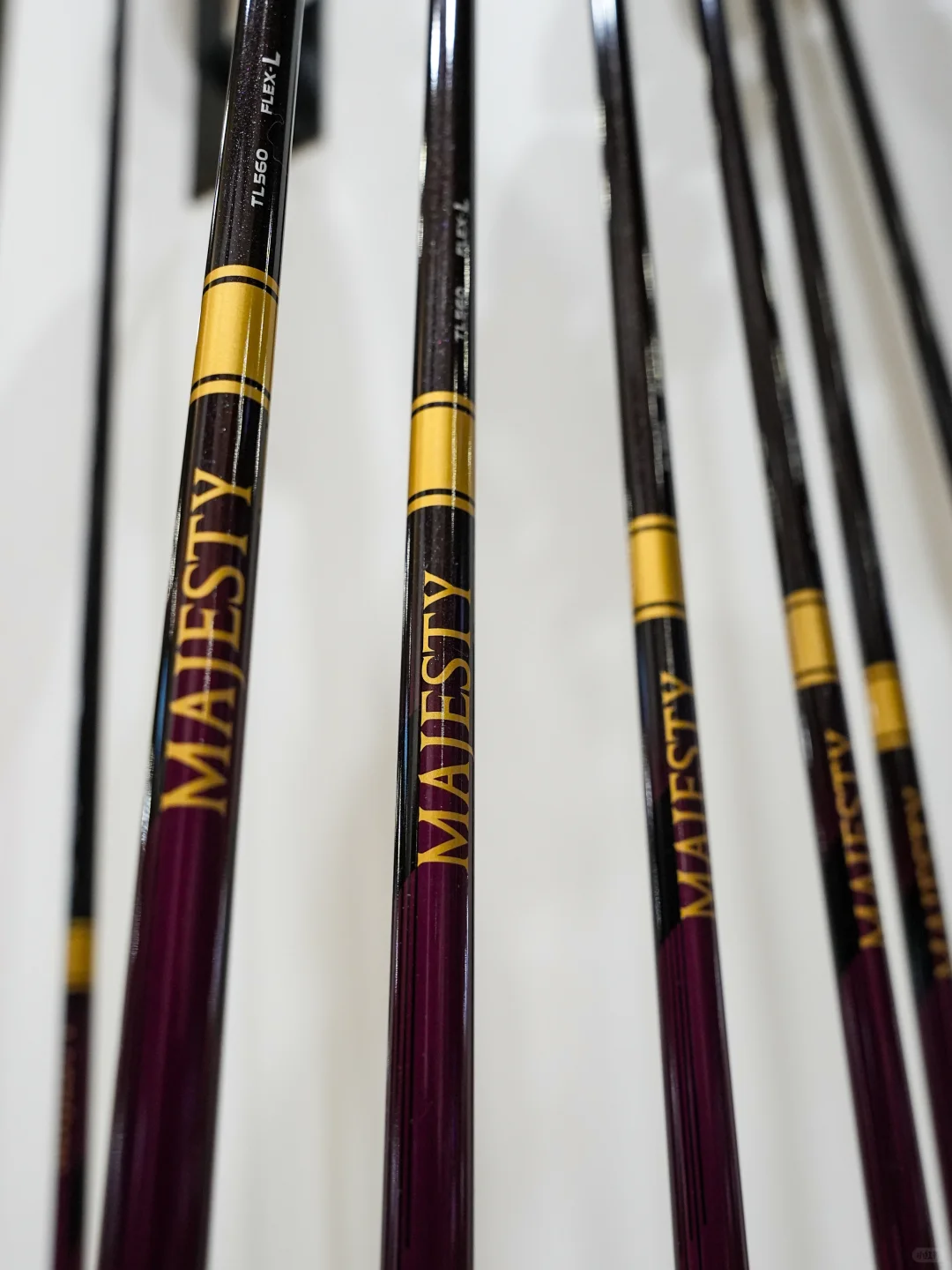 25年发售的高尔夫球杆-Majesty Royale 荣耀