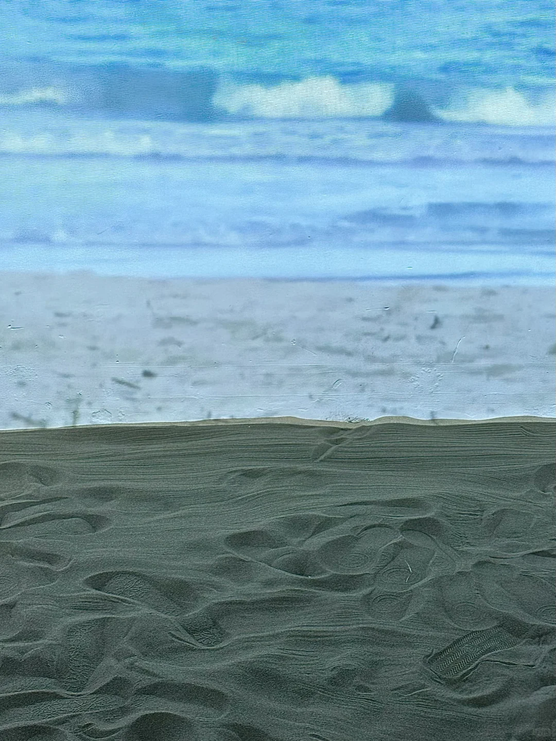 上海｜?可以坐在沙滩上听