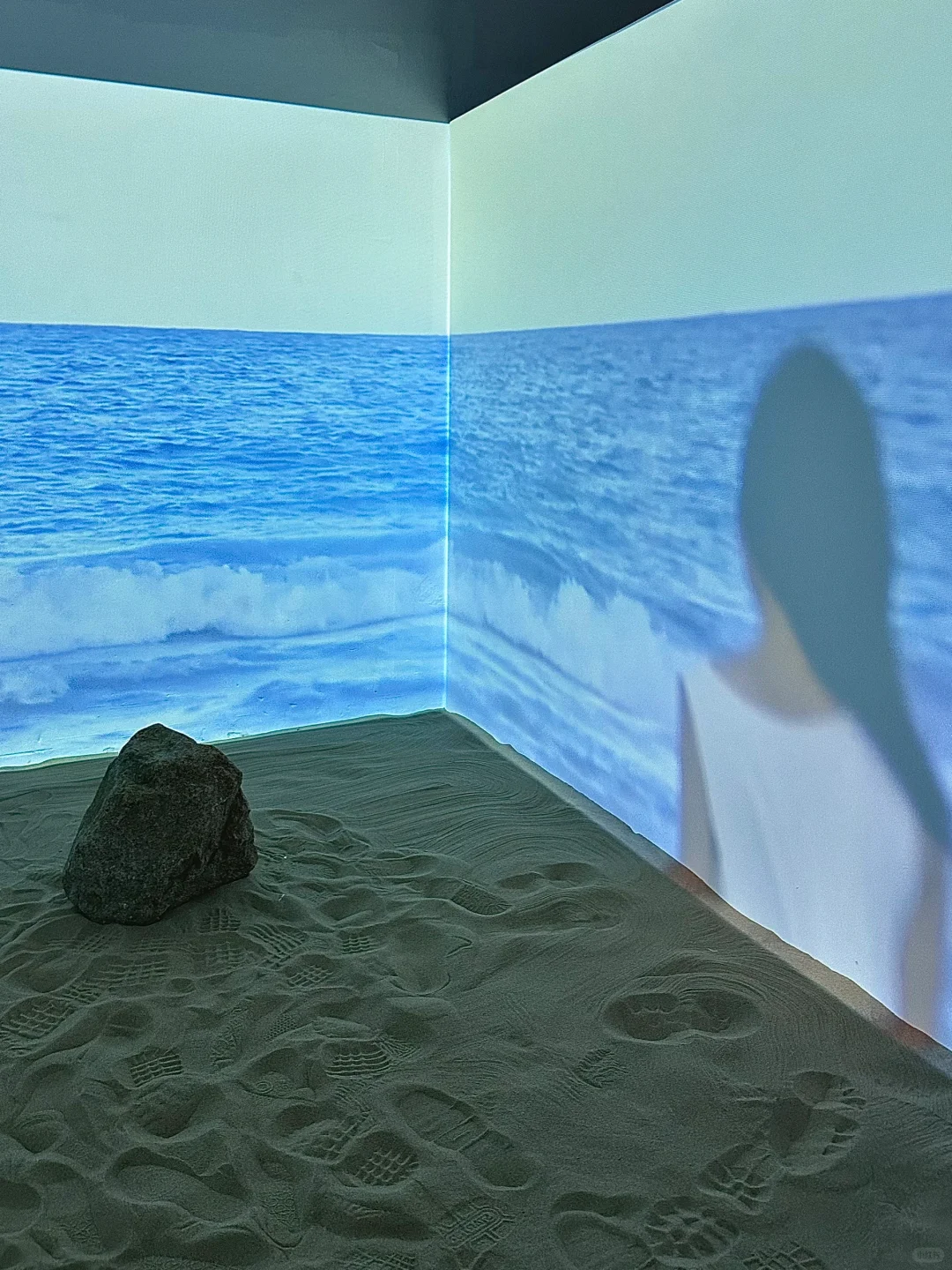 上海｜?可以坐在沙滩上听