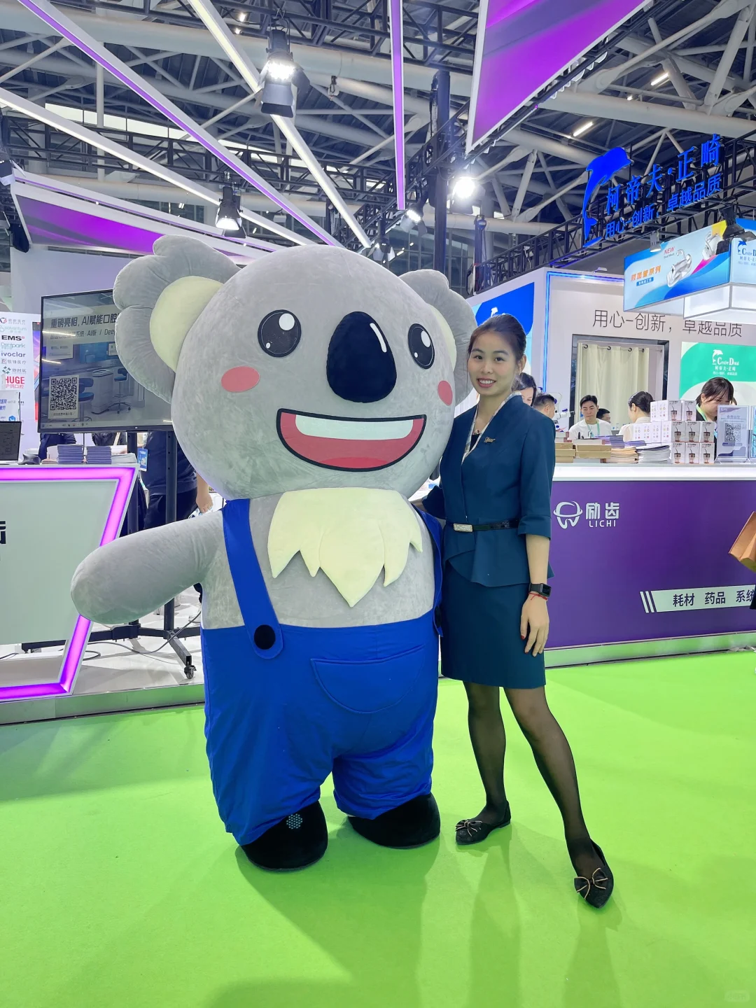 展会上被可爱到的一天?