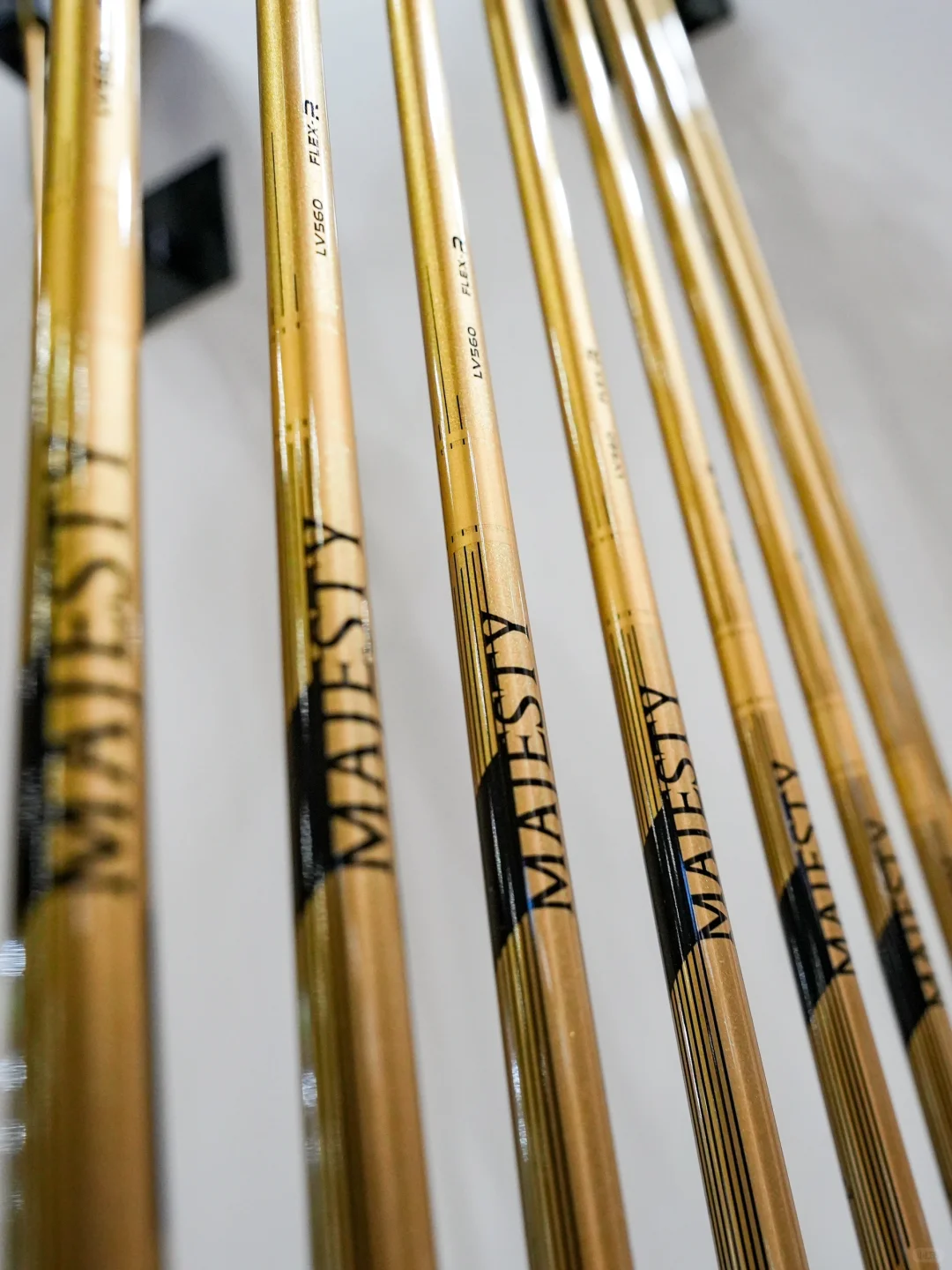 25年发售的高尔夫球杆-Majesty Royale 荣耀