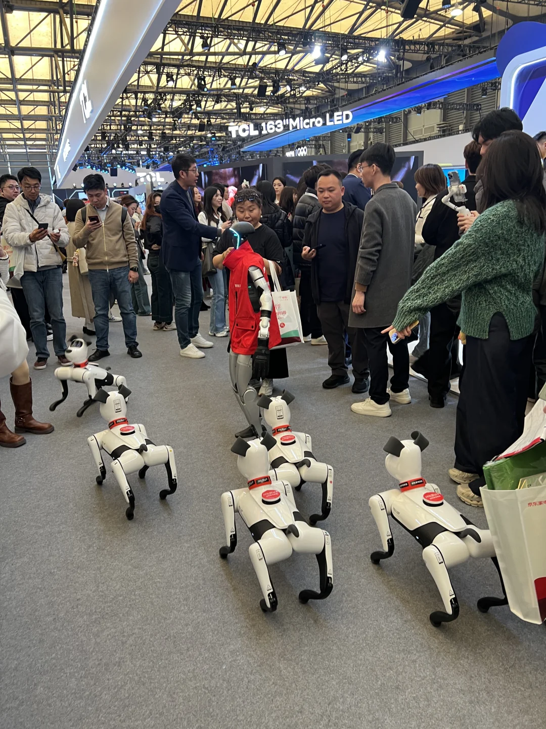 AWE2025｜中国家电及消费电子博览会首日