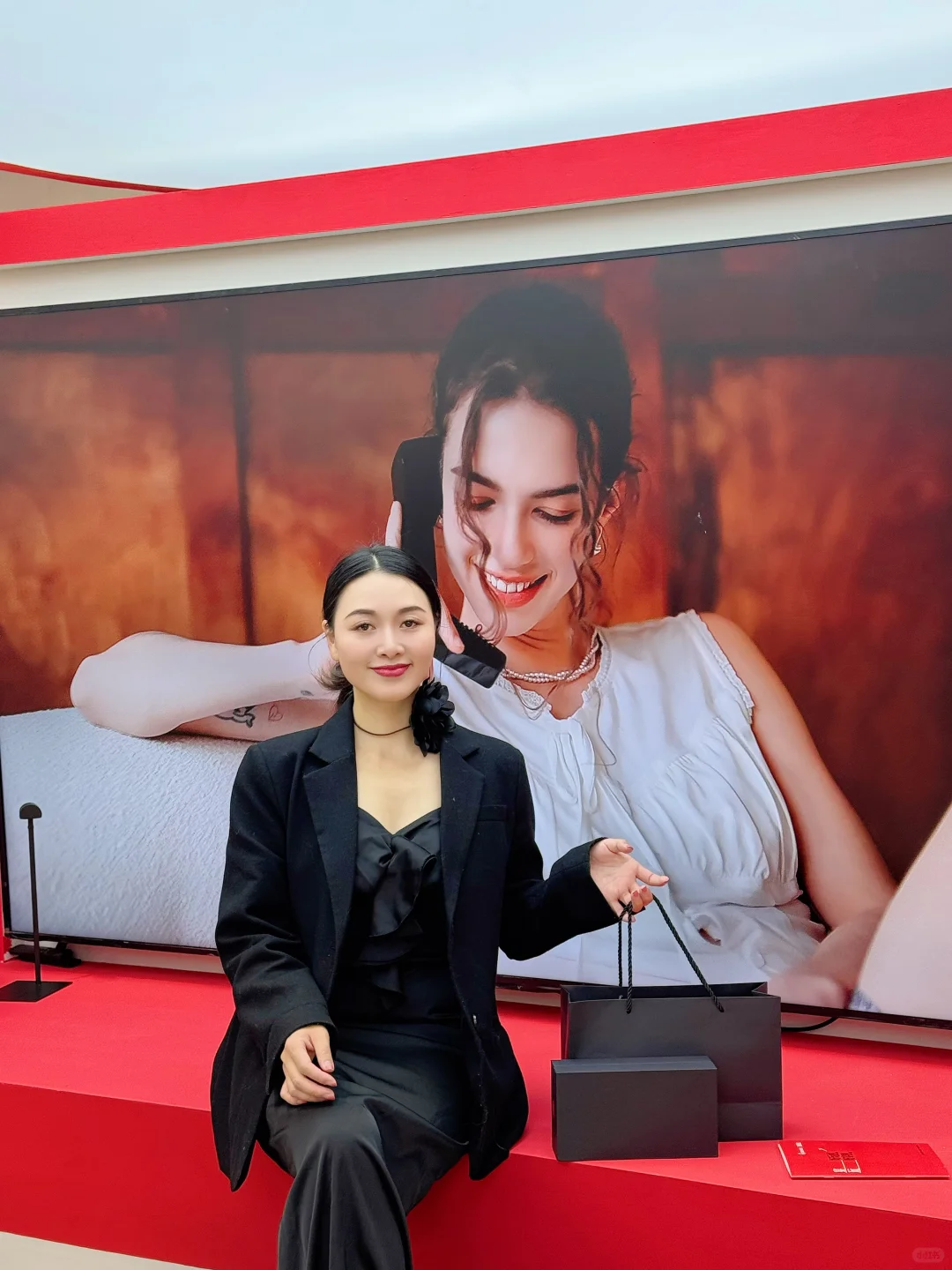 不是?没人告诉我服博会这么好逛啊…