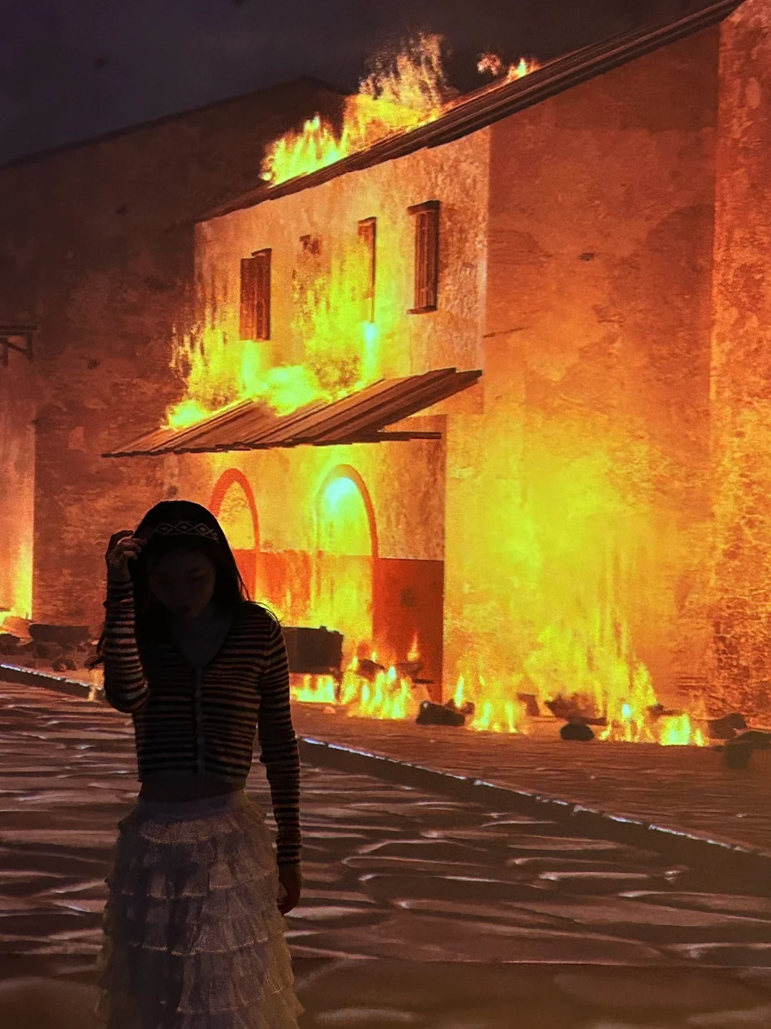 北京新展?0距离在古城中感受火山爆发❗