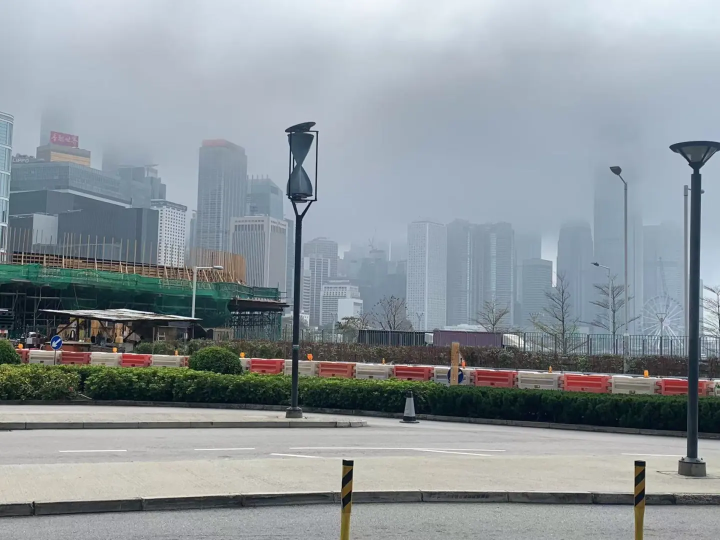【150块跨境当婚托 | 香港会展魔幻三小时】