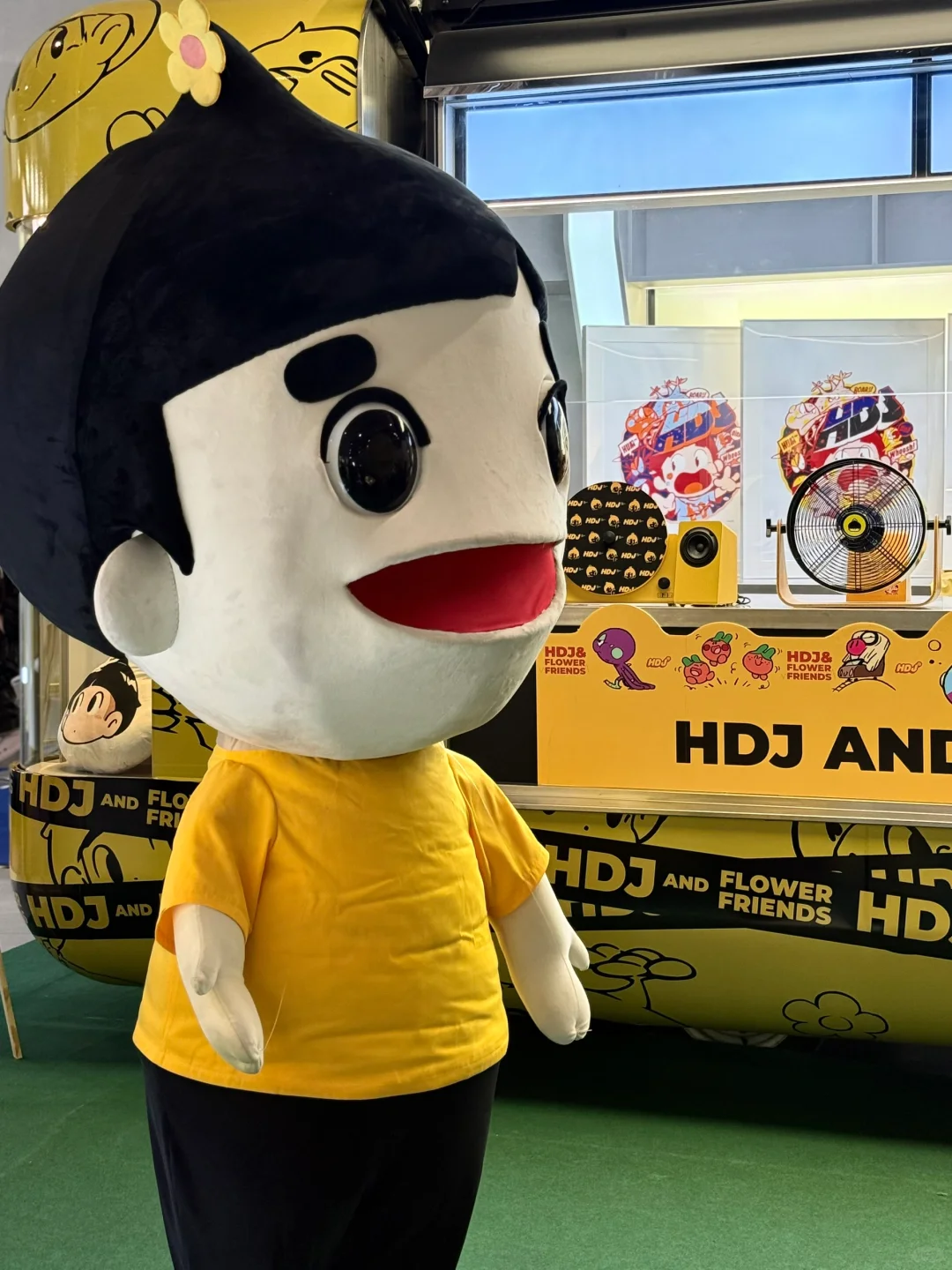 深圳看展偶遇黄渤IP黄逗菌?好可爱～