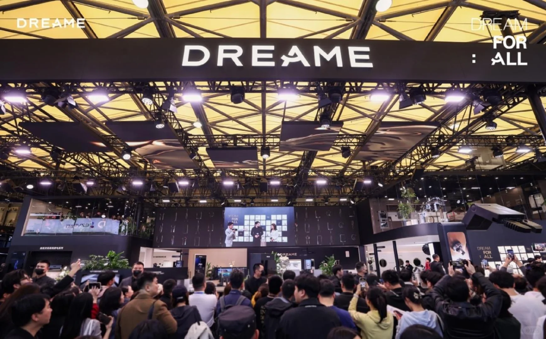 央视直击追觅AWE展：科技引爆智造革命