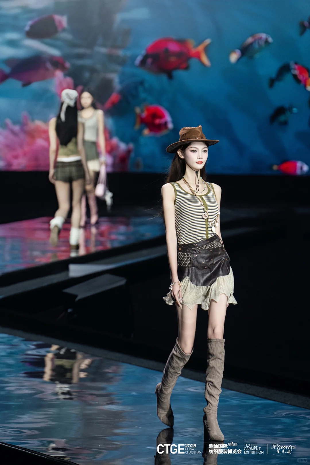 潮汕服博会是谁让这个秀场这么仙？！