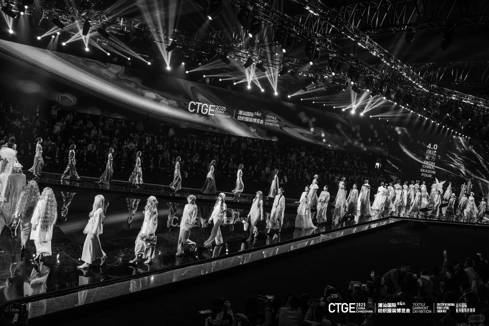 潮汕服博会是谁让这个秀场这么仙？！