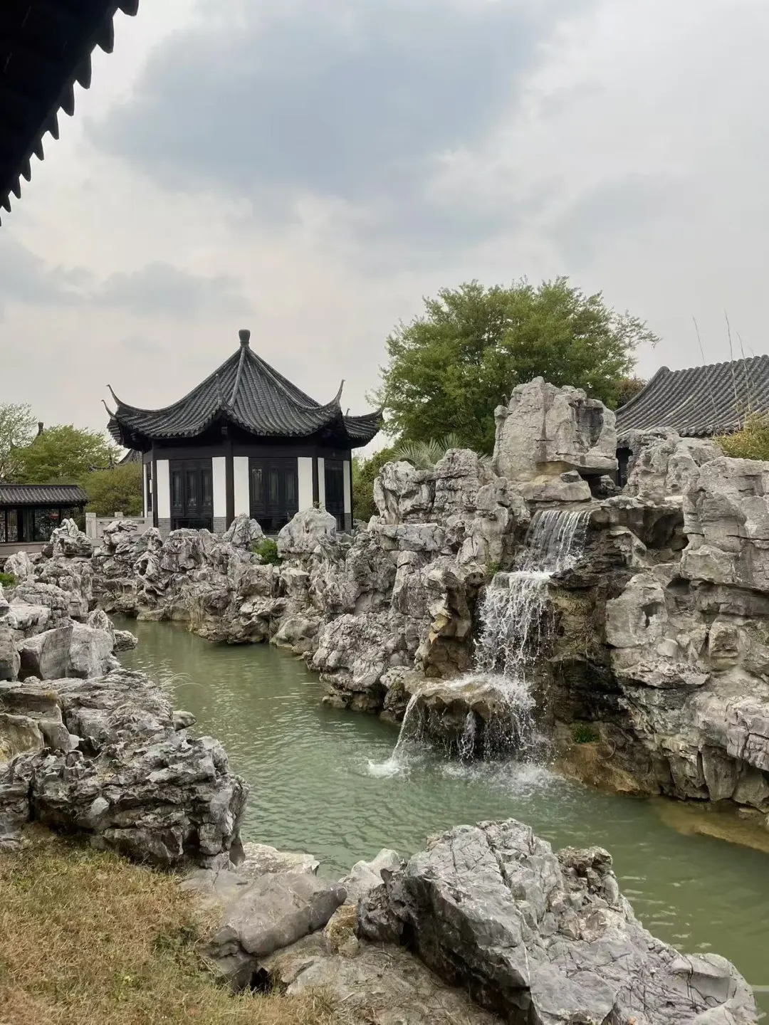上春山