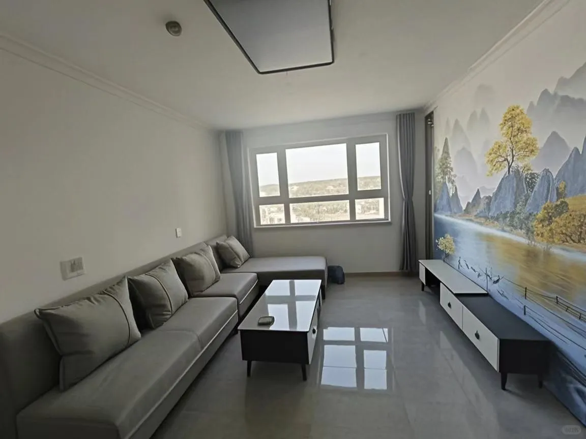 会展中心，精装三居，自家房屋出租