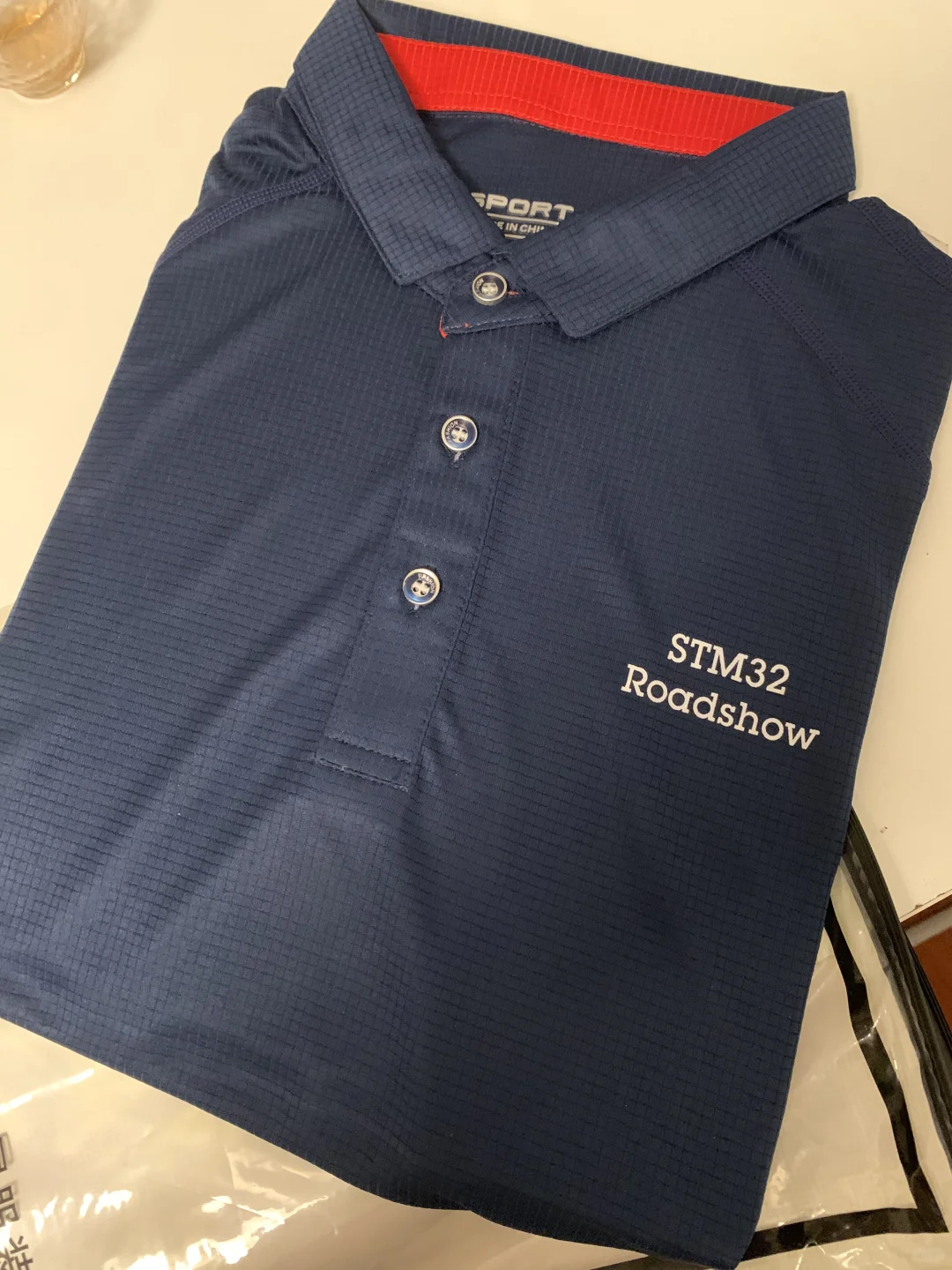 半天浅浅的薅一下