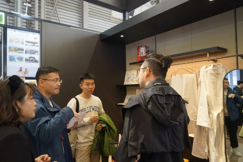 展会的第三天啦！今天是拽姐！