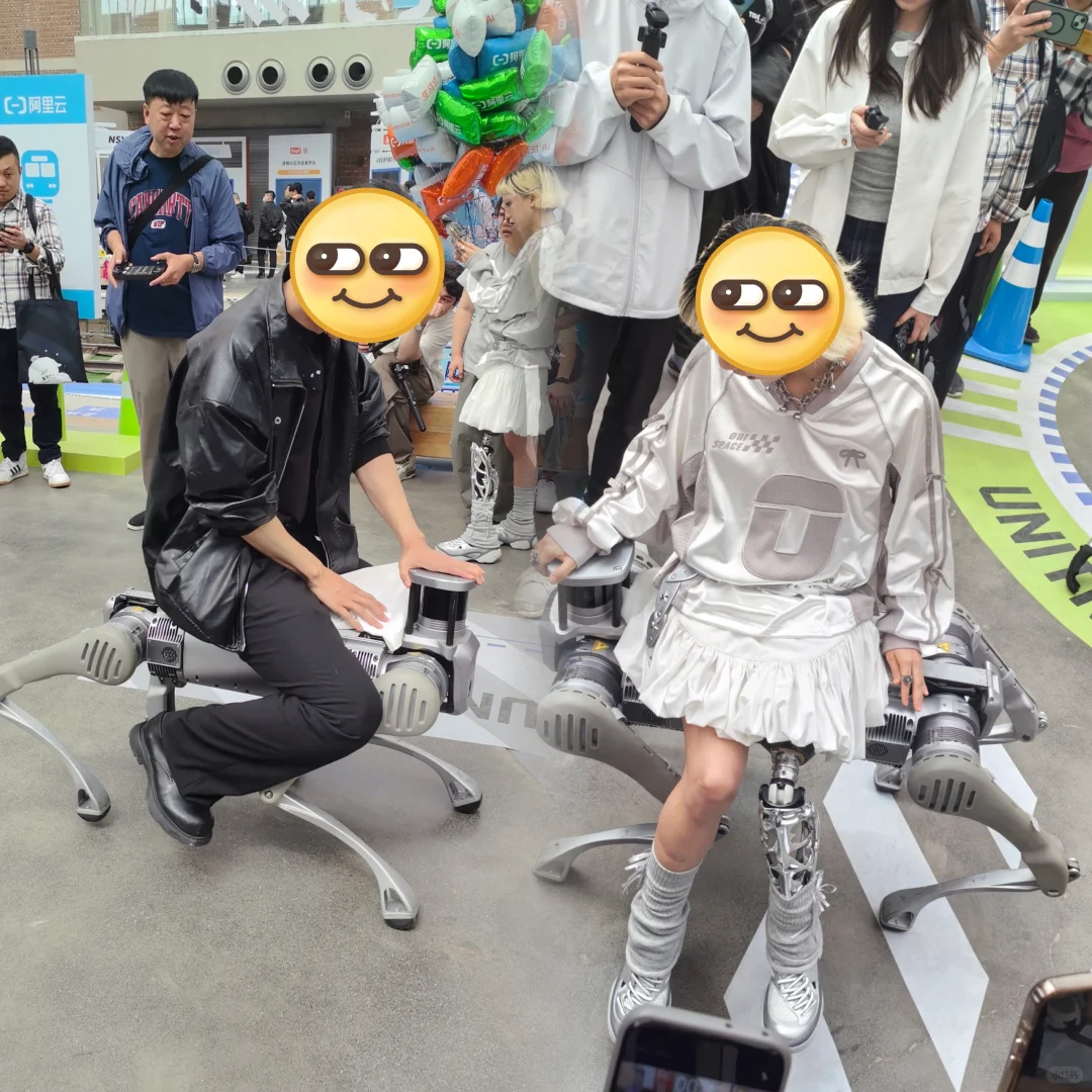 北京AI展首日实拍！AI体验互动太好玩了