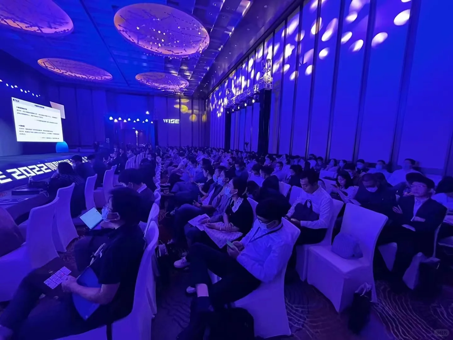 邯郸充场排队会议展会充场临时演员扮演父母