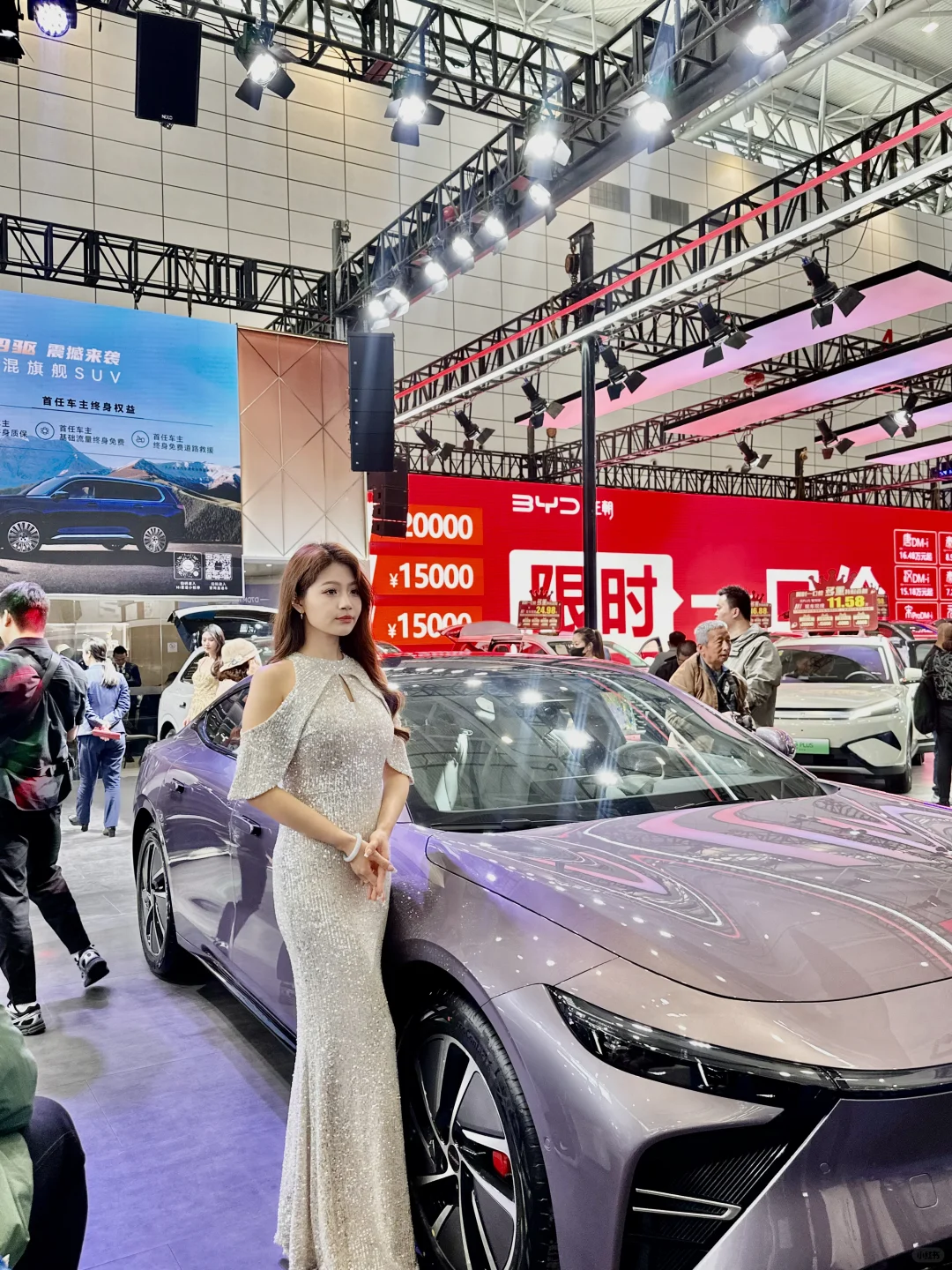 2025齐鲁春季车展太火爆啦吧‼️美女超级多