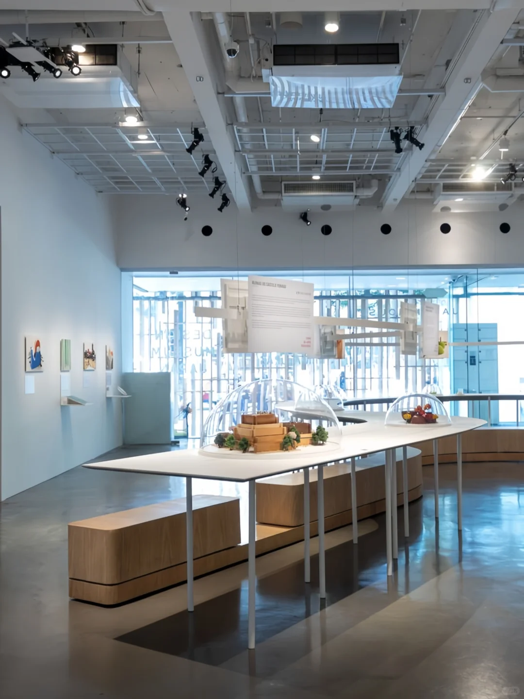 一个流动的微型博览会