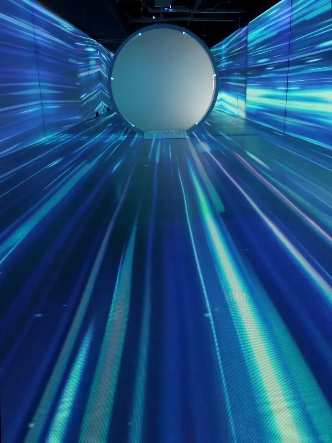 上海新展 | 人面对天空 总是向往再向往