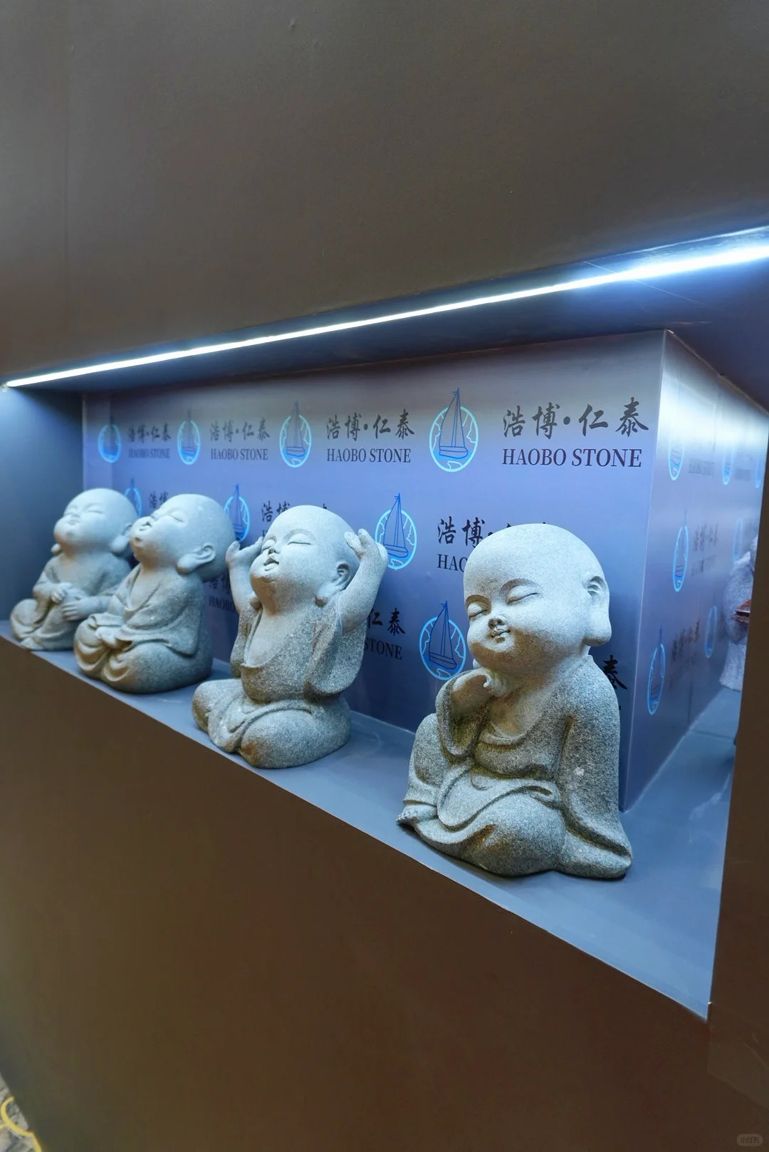 谁家主理人十一点还在见朋友?展会结束啦