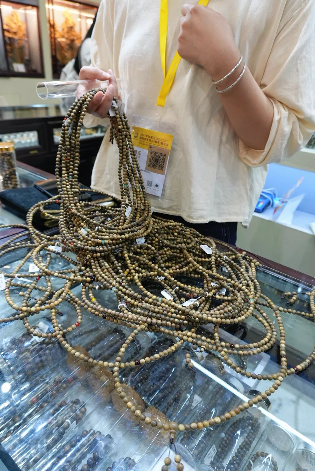 谁家主理人十一点还在见朋友?展会结束啦