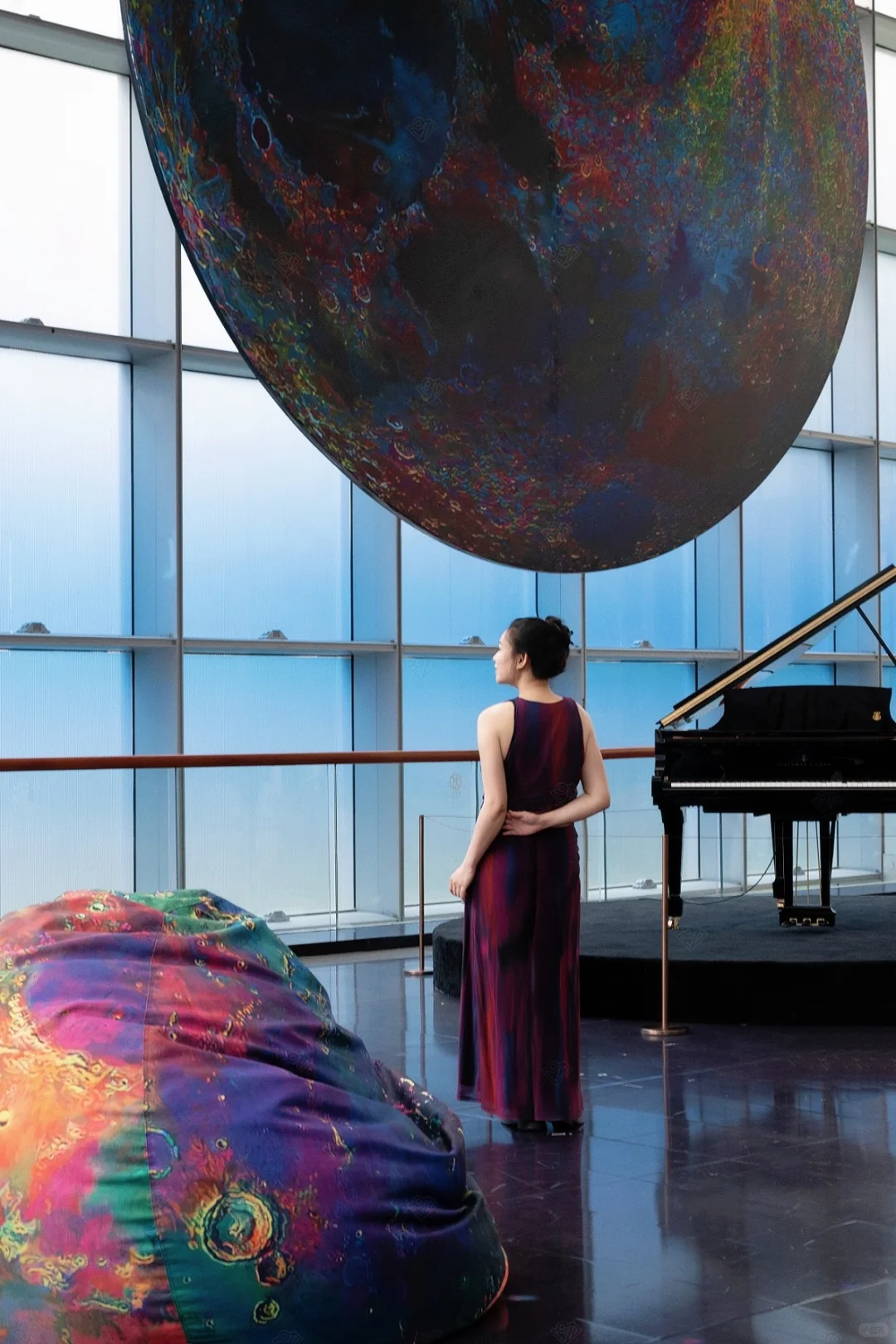 广州新展?‘’地球上的人‘’宇宙漂浮计划