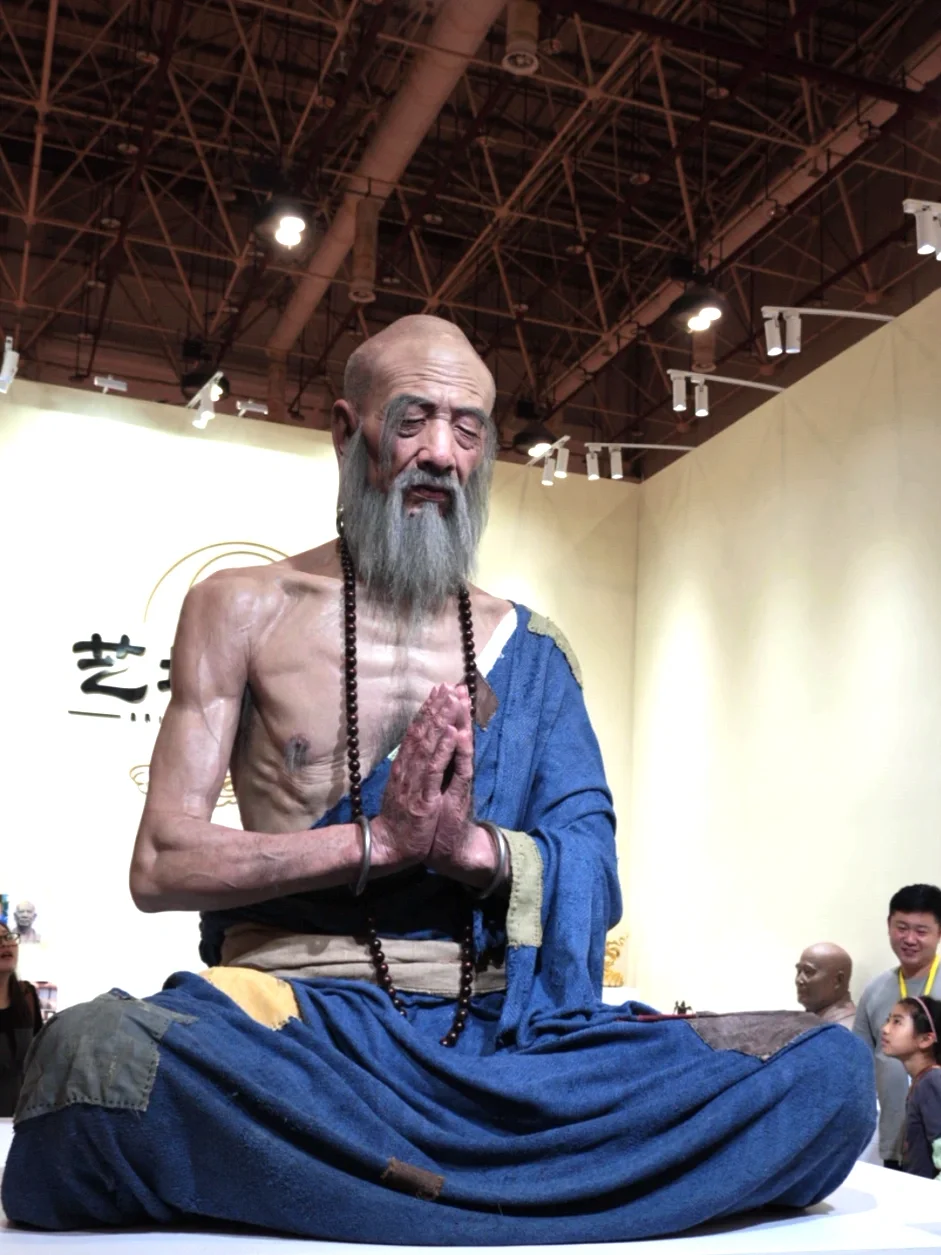 谁家主理人十一点还在见朋友?展会结束啦