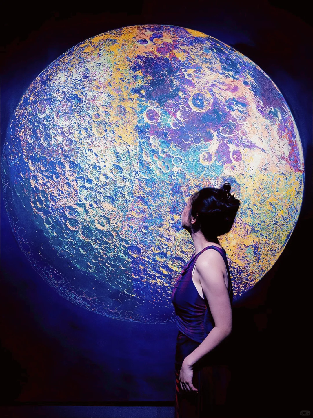 广州新展?‘’地球上的人‘’宇宙漂浮计划