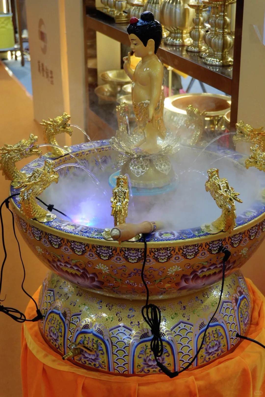 谁家主理人十一点还在见朋友?展会结束啦