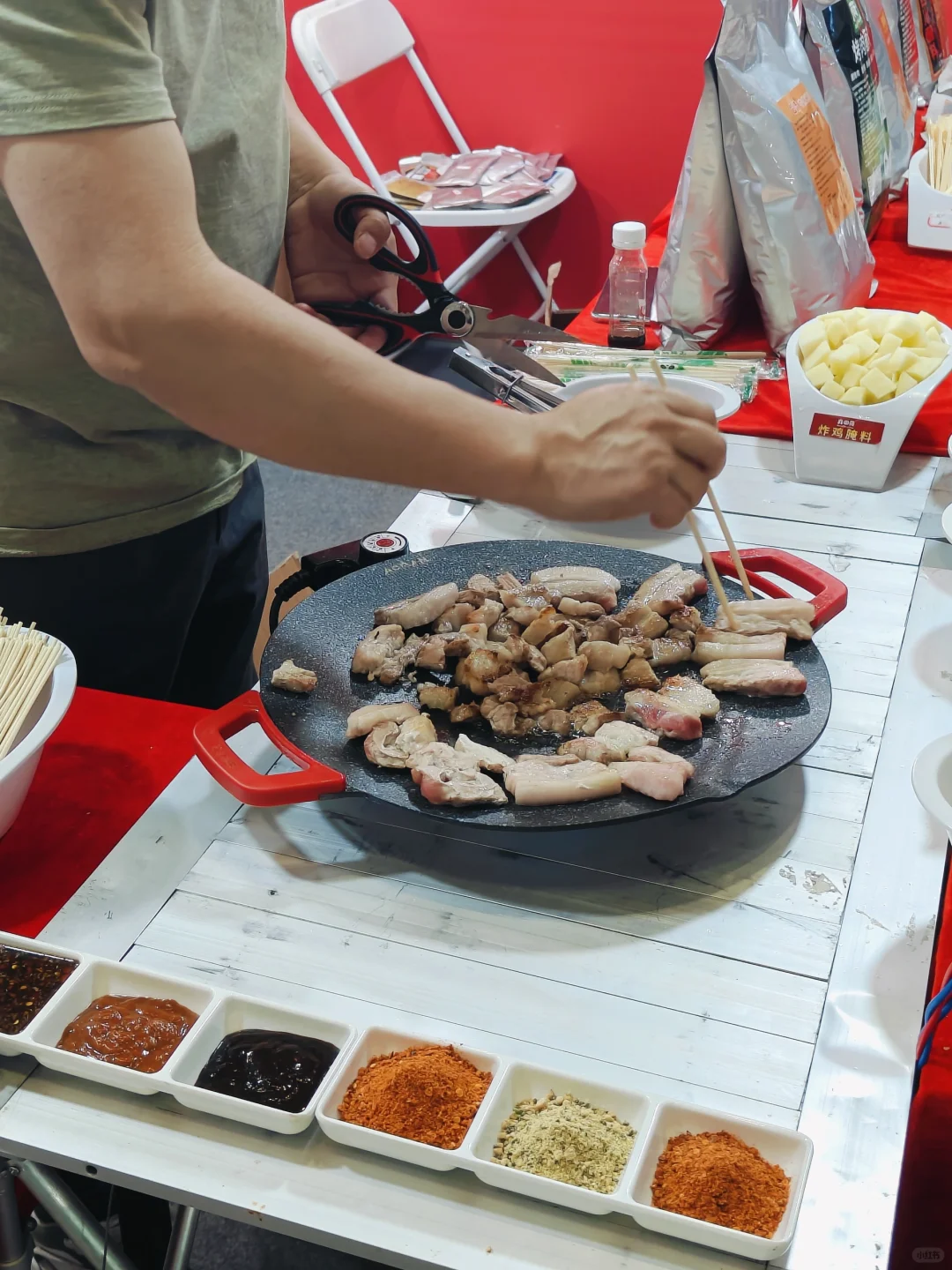 西安餐博会快去，绝对不亏嘴 吃到扶墙出
